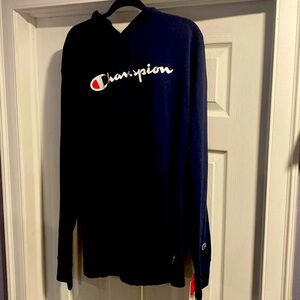 Champion ,hoodie long sleeve, NWT, navy blue